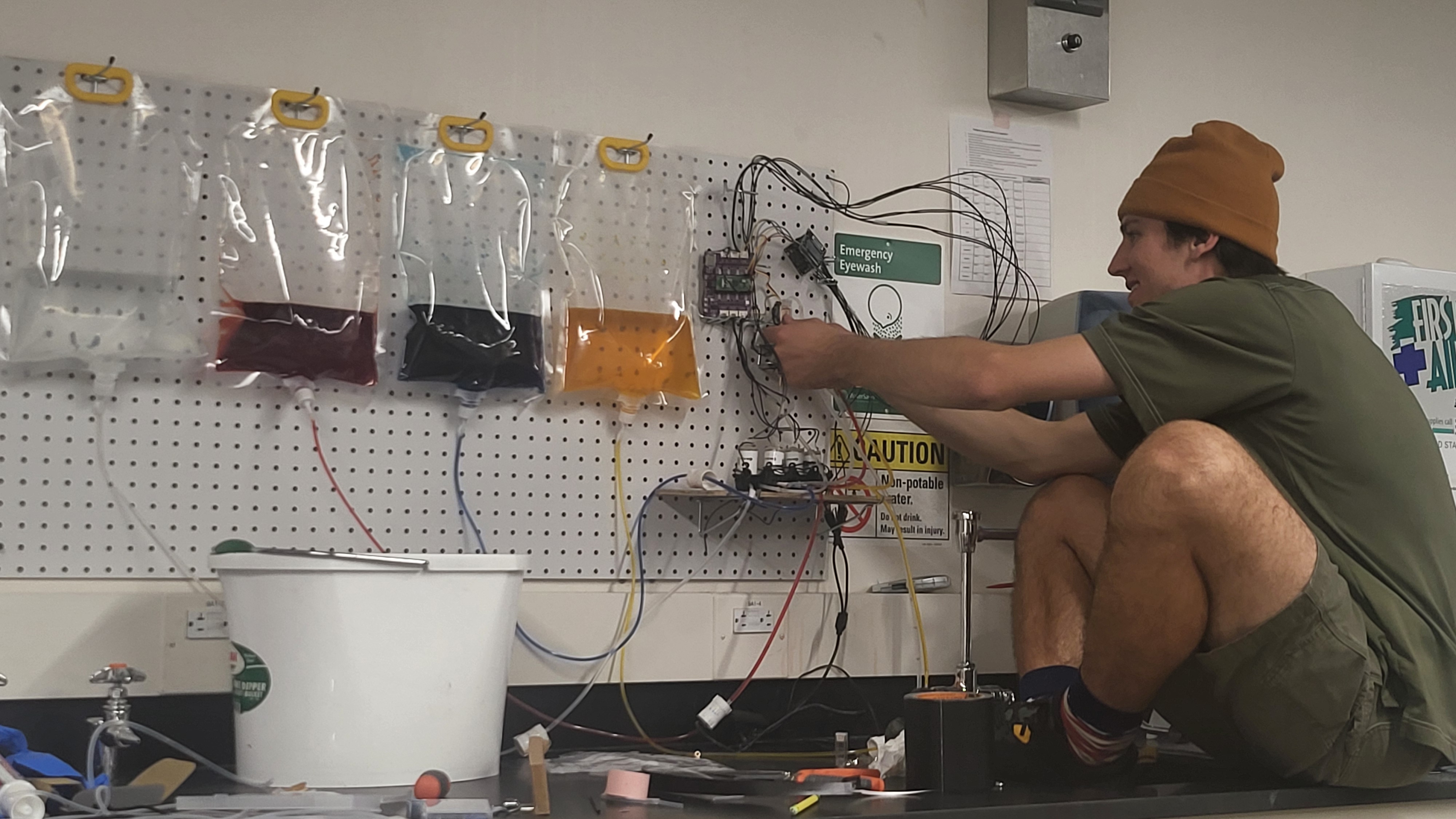 Ian was helping on the set up of CLSLab:Liquid (Monster Blood) demo